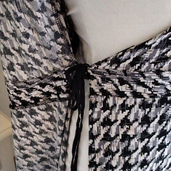 Worthington Soft Knit Wrap Dress - Picture 8 of 10